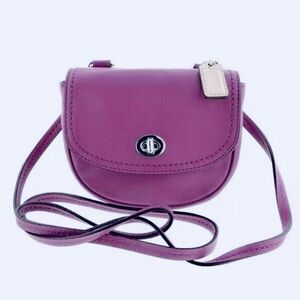 New COACH Park Leather Mini
Crossbody